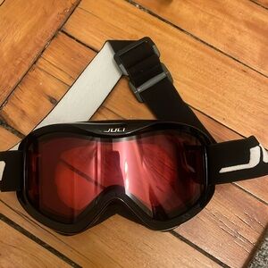 Ski goggles